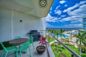 Oceanview 2 BR Condo - Beachclub - Pool - Ocean